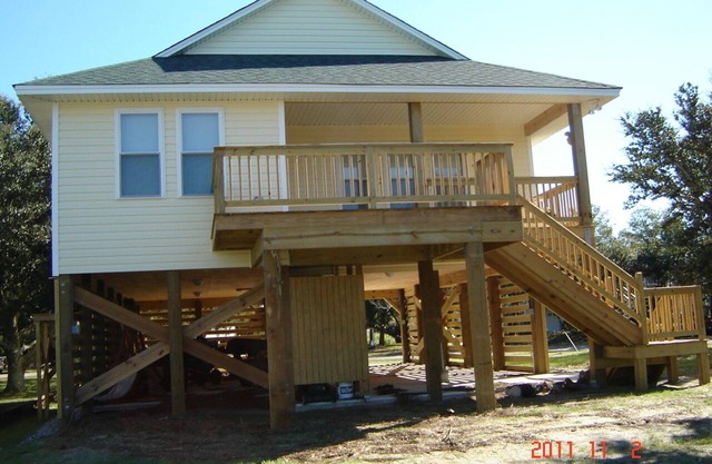 April Spring Fishing Special : 100.00 night, 4 night min. Canal front cottage