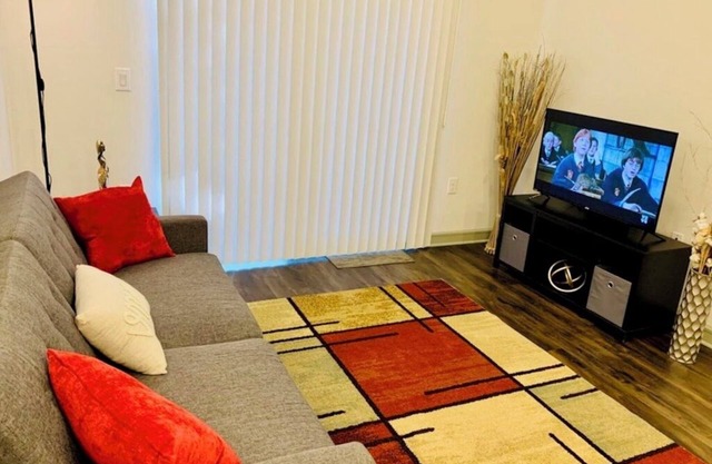 Apt 1-Bedroom FREE Parking in Downtown Houston with AC, WiFi, fitness room