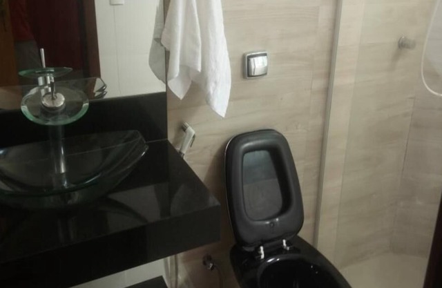 Apt 3 bedroom furnished, available for short and long season rentals