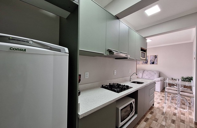 Apt for 5 people 400 meters from the sea.