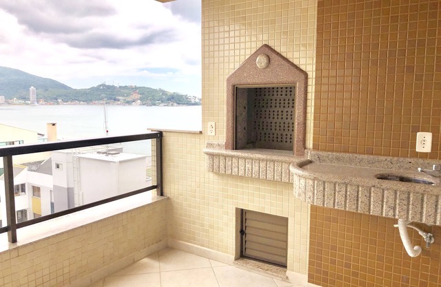 Apt NEW Itapema - Sea View - Pe in the sand - 8 people