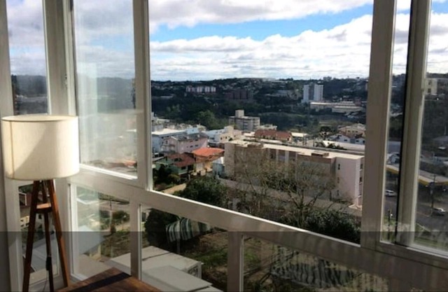 Apto BENTO! LAREIRA e CHURRASQUEIRA!