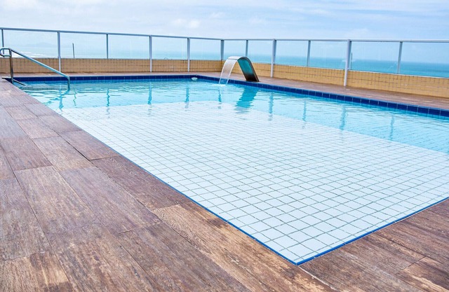 Apto c Wi-Fi a beira-mar na Praia Jardim Real/SP