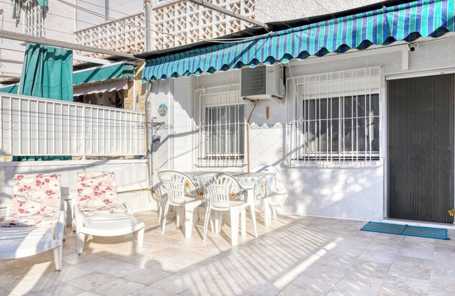 Apto con Terraza, 2 Dormitorios, 600 mb Wifi, Aire Acondicionado, sin Escaleras