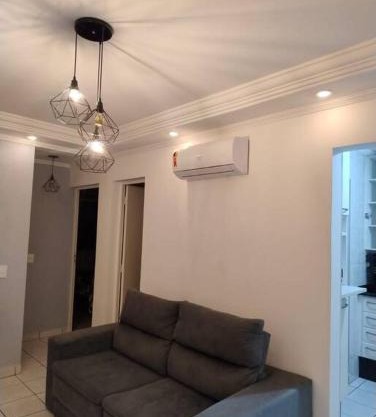 Apto de fácil localização com ar condicionado!