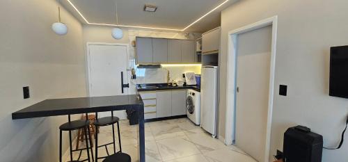 Apto dos famosos na Quadra Mar de Baln Camboriú