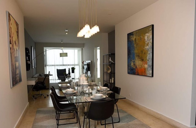 Apto en YOO Avenida Balboa con vista al Mar