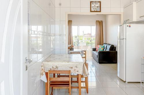 APTO Schmitt 02 - 500m praia wifi