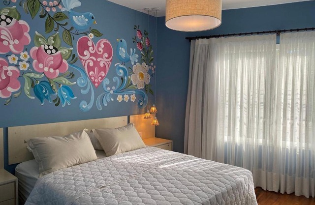 Apto temático Bauernmalerei Centro Pomerode