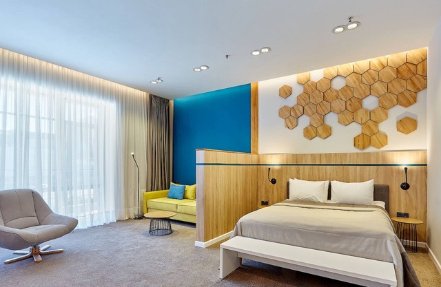 Aqua-Minsk Hotel Plus