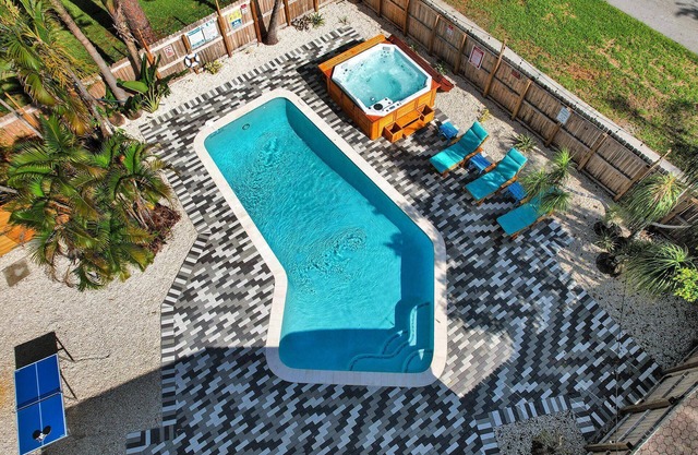 🏖AQUA-OASIS(PRIVATE🏘) HOT-TUB POOL BBQ 10MIN TO BEACH LAS OLAS DOWNTOWN AIRPORT🏝