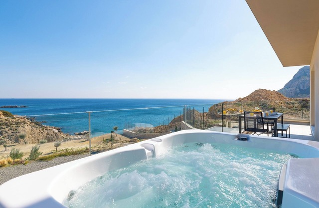 Aquamarine Luxury Suite 1st floor