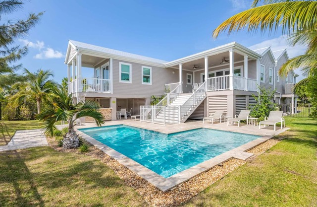 Aquaria House at Lunara Bay