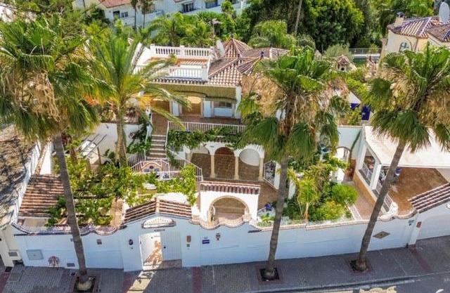 ARCADIA - AVENIDA 28 De LAS ADELFAS 29680 ESTEPONA, MALAGA