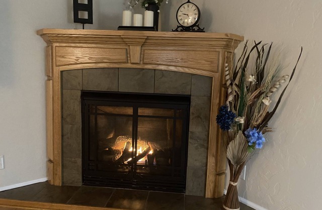 ARCATA cozy 2-bedroom with fireplace, close to downtown and Cal Poly Humboldt