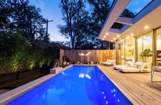 Architectural Luxury Home + Pool & Deck - Matisse!