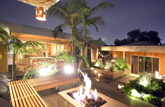 Architectural Modern House with Spa