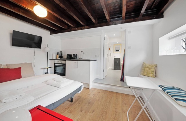 Archway Station Studio - inexpensive pied-à-terre