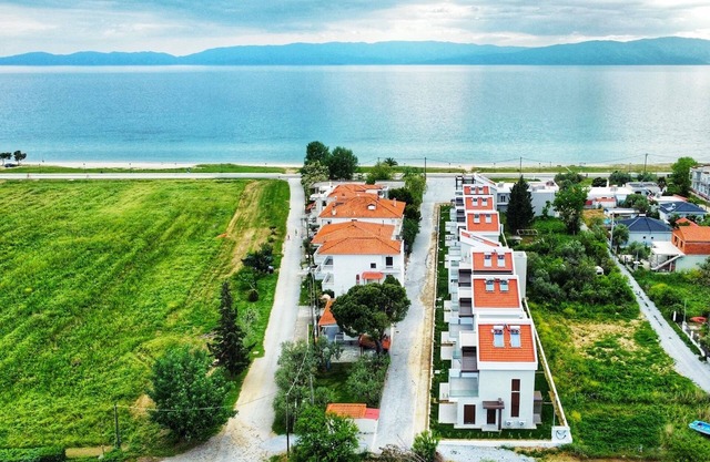 Argilos & Argilos Residential Complexes-Three - Bedroom Triplex with Garden