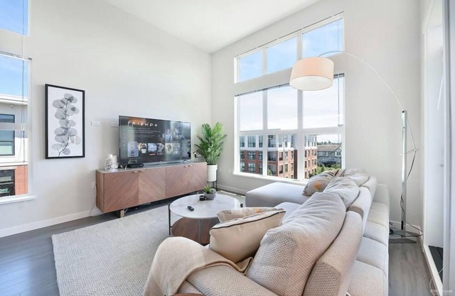 ARIES PALACE PENTHOUSE - Luxury, Comfort & Ease