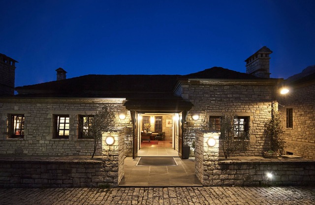 Aristi Mountain Resort and Villas