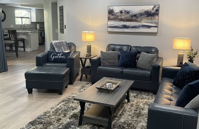 Arizona Biltmore Condo - Close to everything + free WiFi!
