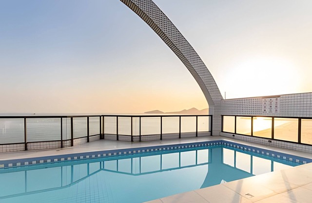 ARK Houses - Flat Beira-Mar com Piscina