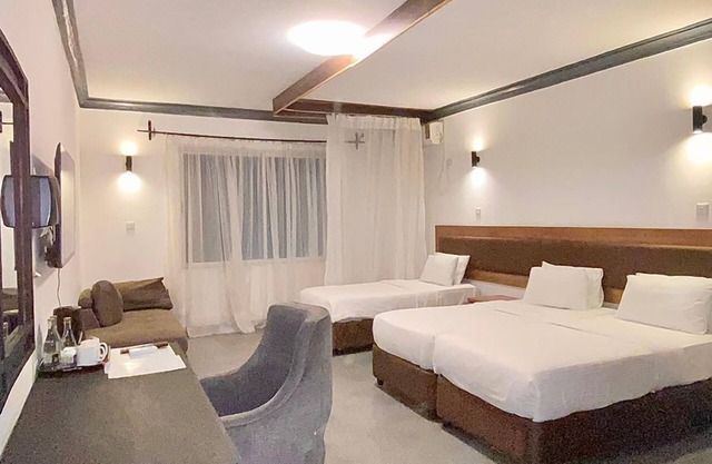 Armaan Suites and Restaurant