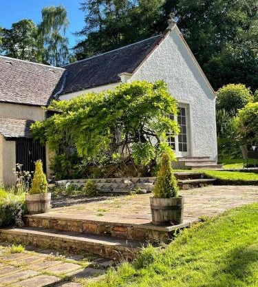 Arngomery Cottage