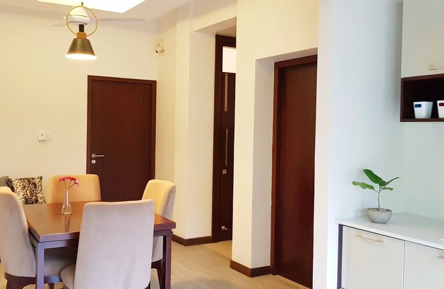 ARONS Lavinia EMERALD