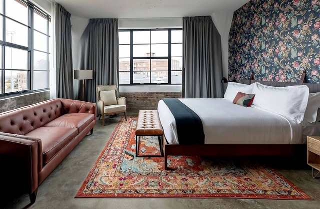 Arrive Memphis, Bigger Studio Room, Dogs Allowed, Minutes to Court Square!