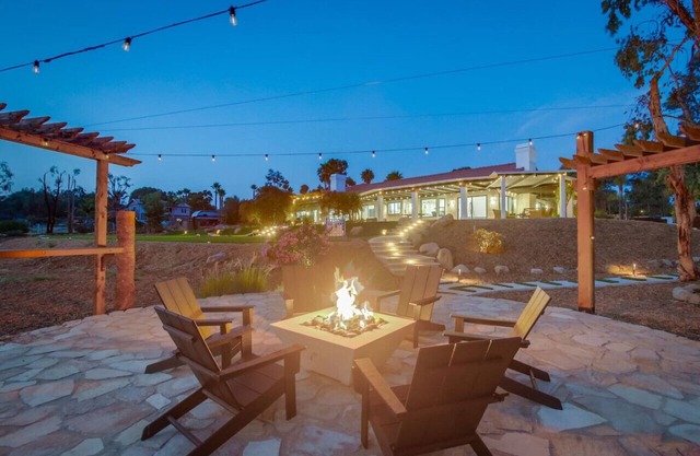 Artesian Estates -5BR Retreat- Games & Views