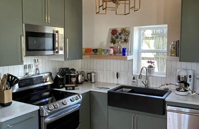 Arthouse- Bishop Arts - Beautiful house in historical Winnetka neighborhood.