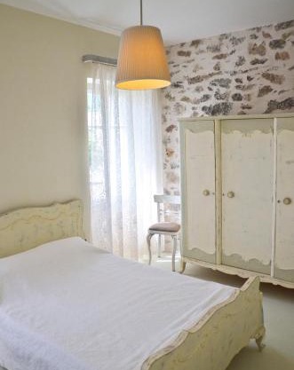 Artistic House in Limni Evias