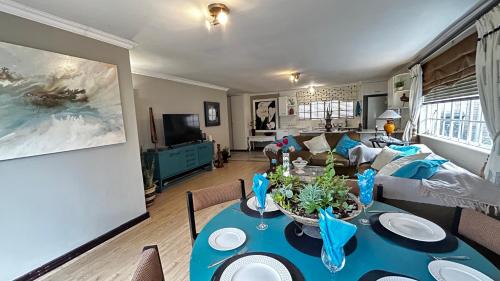 Artzys Cottage 1km to Olivedale Clinic