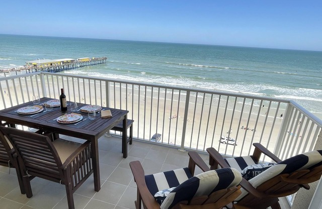 Aruba 803 -Brand new in 2021 - 3 BR Direct Oceanfront Condo - Fantastic Balcony