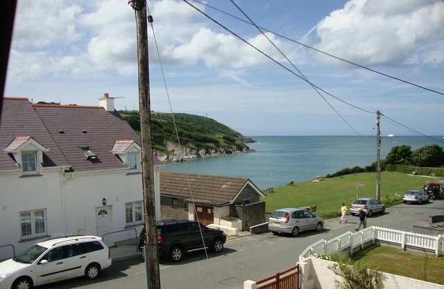 Arwel, Aberporth - Three Bedroom Cottage, Sleeps 6