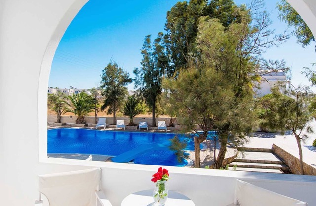 Aspro Phos Double Room BB Garden View