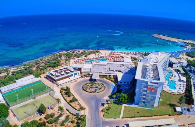 Asterias Beach Hotel