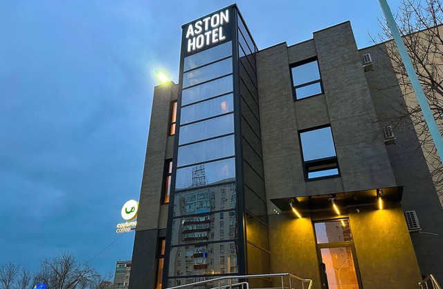 Aston Hotel
