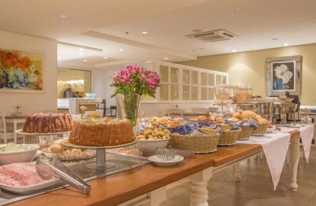 Astron Hotel Bauru by Nobile