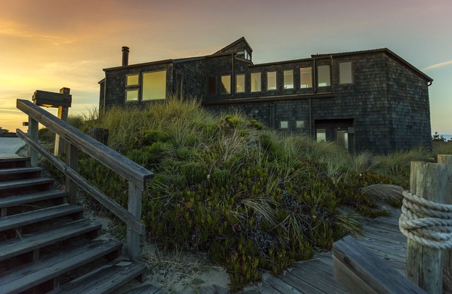 At The Beach! Insanely Great Beach House, Ocean Views, Relaxation & Pickleball