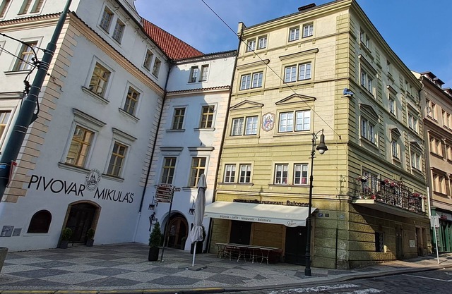 At the Blue Lion - Apartment for 7 Guests - Parking Assistance