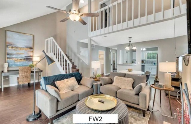 ATH - Sleeps 4 - 2 Beds - Pet Friendly - Fenced FW2