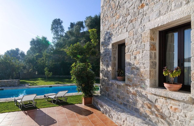 Ati Villa with pool near Gythio, Peloponnese