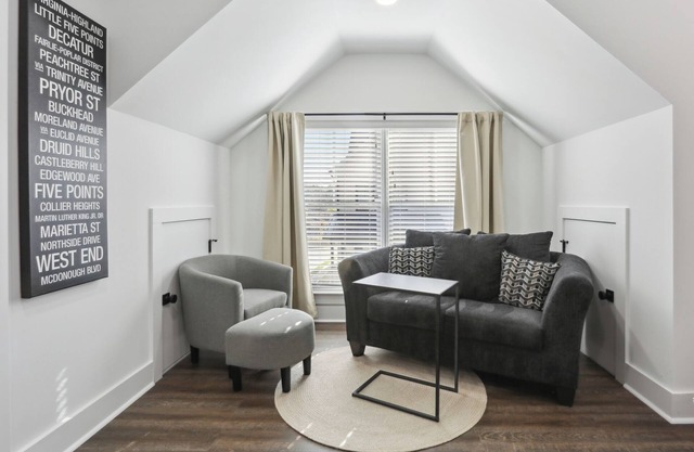 Atlanta/Boulevard Heights Carriage House