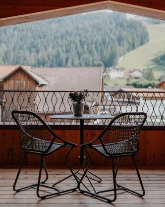 ATTO - Suites & Cuisine