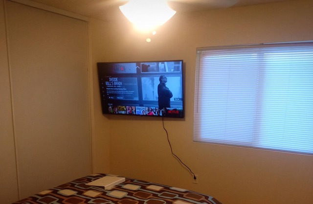 Attractive spacious 1bed\1 bath @Rancho Bernardo