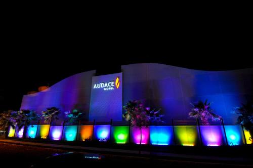 Audace Motel