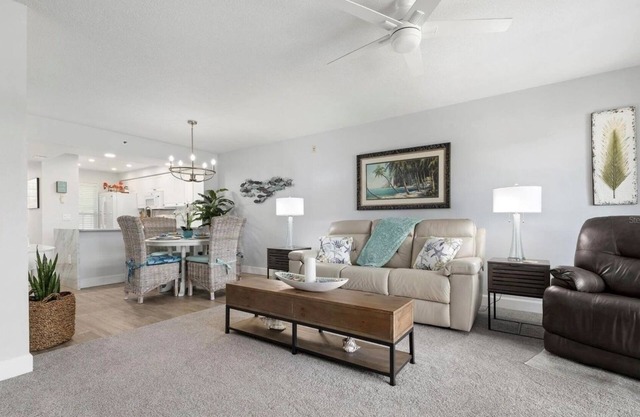 AUG 15-SEPT 30 ON SALE- 50 PER NIGHT! 5 STAR GOLF COURSE CONDO, CLOSE TO BEACH